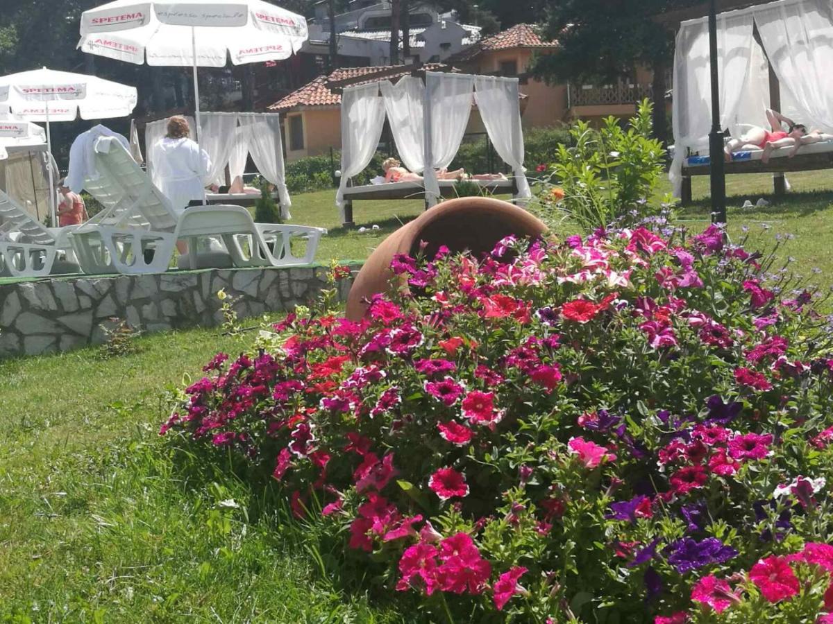 ציגוב צ'ארק Paradise Spa Hotel מראה חיצוני תמונה