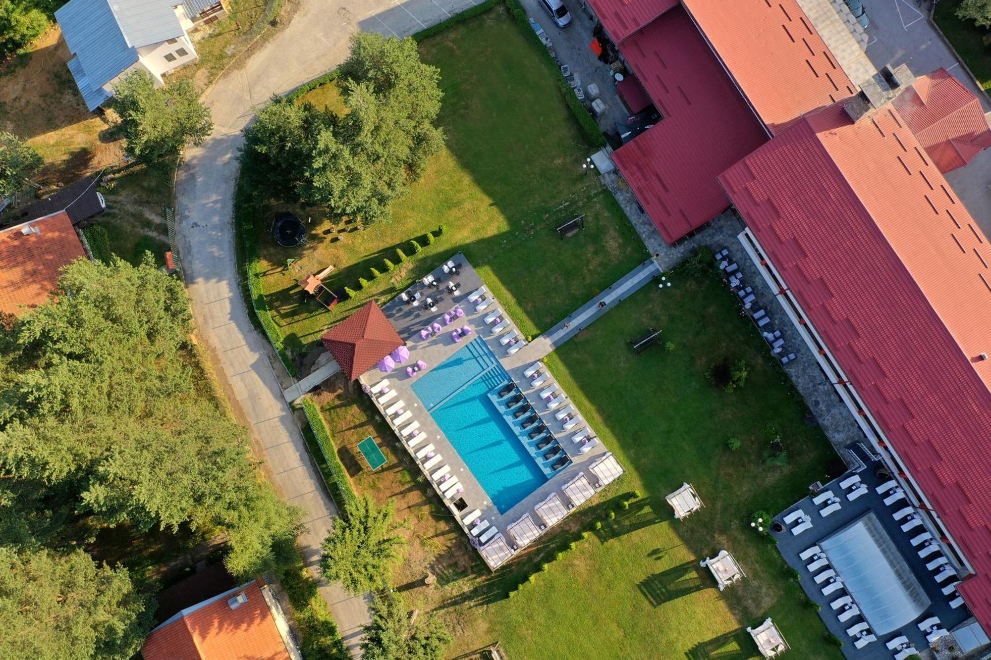 ציגוב צ'ארק Paradise Spa Hotel מראה חיצוני תמונה