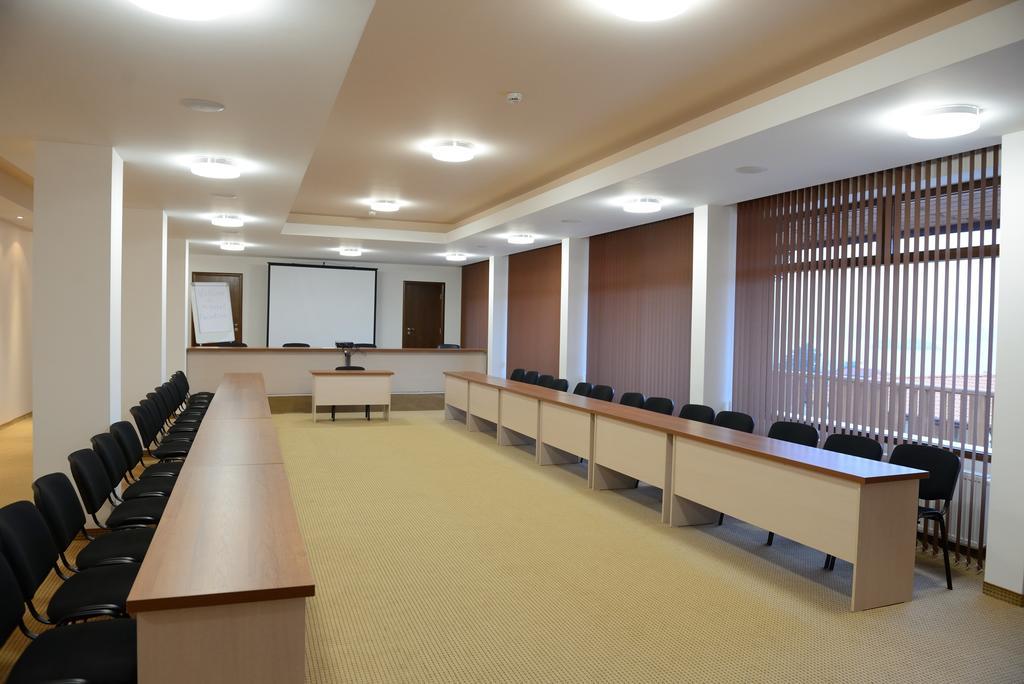 ציגוב צ'ארק Paradise Spa Hotel מראה חיצוני תמונה