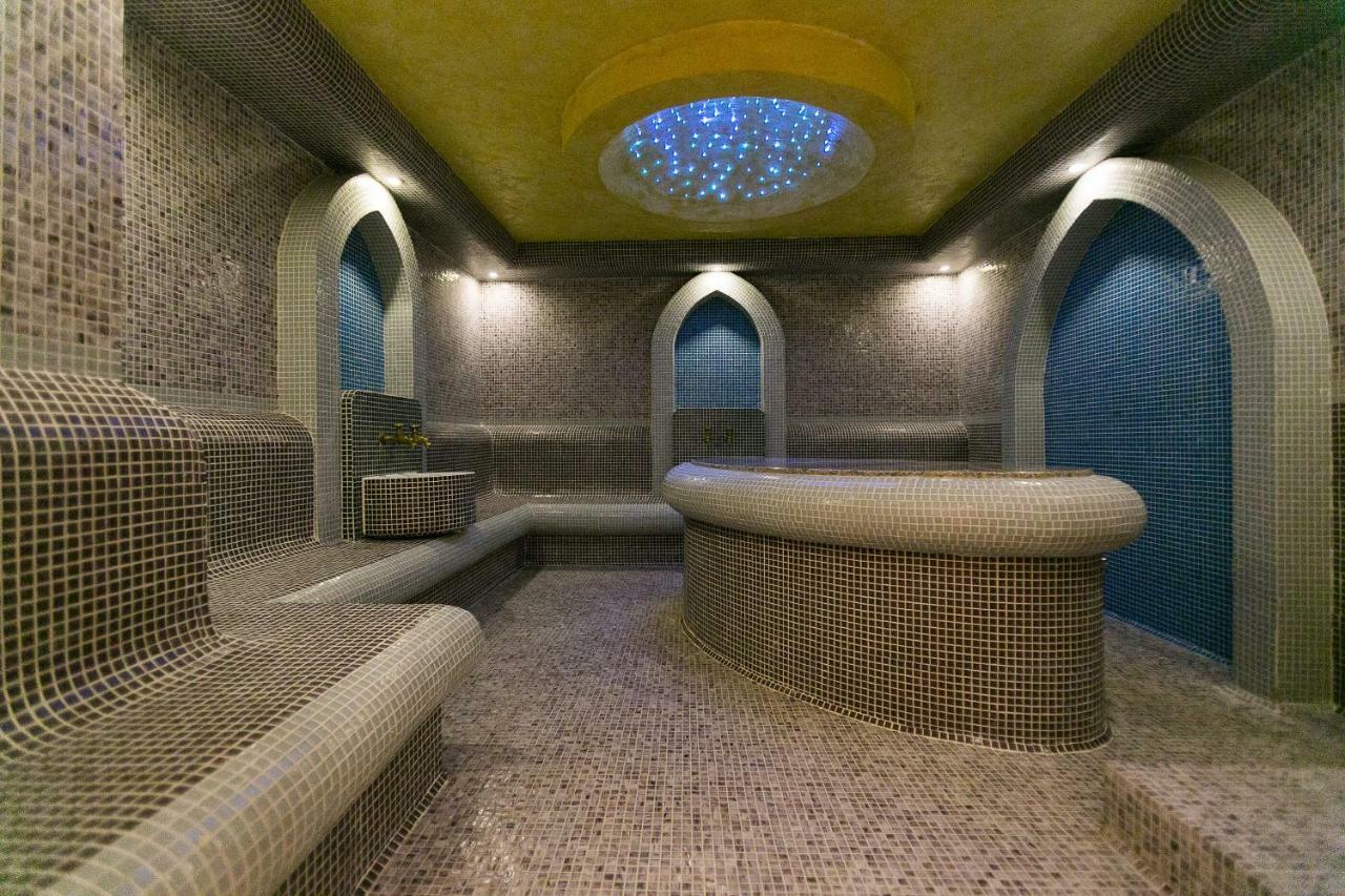 ציגוב צ'ארק Paradise Spa Hotel מראה חיצוני תמונה